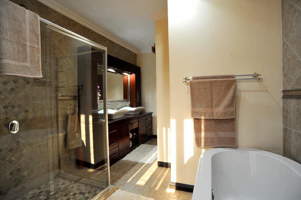 Sunset Manor Guest House Почефструм Экстерьер фото