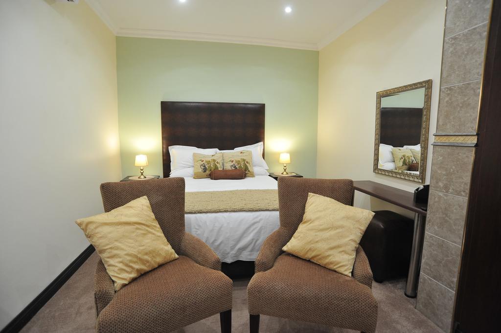 Sunset Manor Guest House Почефструм Экстерьер фото