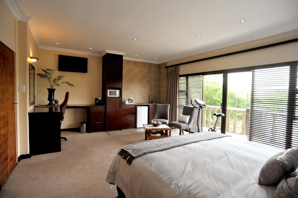 Sunset Manor Guest House Почефструм Экстерьер фото