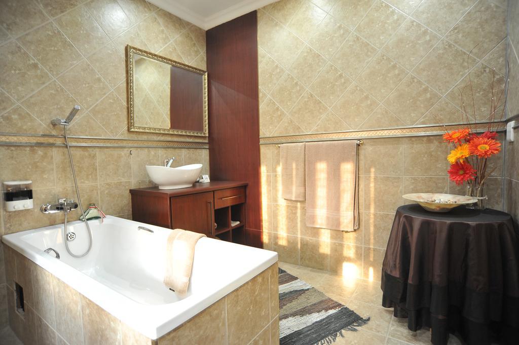 Sunset Manor Guest House Почефструм Экстерьер фото