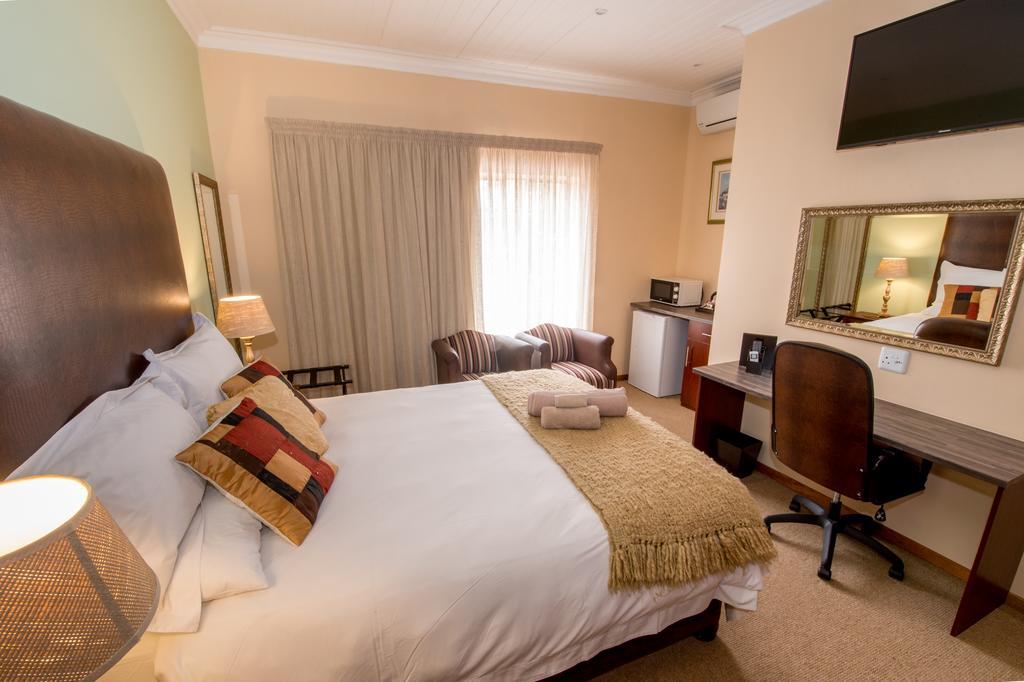Sunset Manor Guest House Почефструм Экстерьер фото