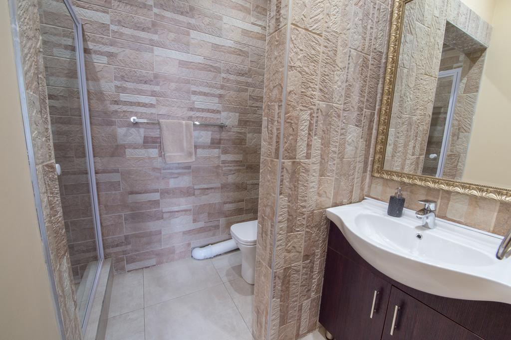 Sunset Manor Guest House Почефструм Экстерьер фото