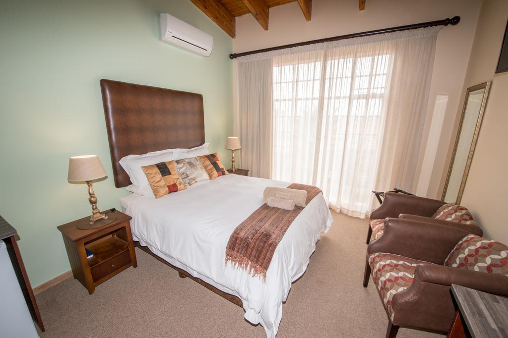 Sunset Manor Guest House Почефструм Экстерьер фото